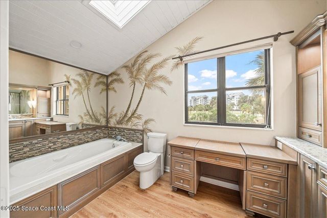 208 The Road To Waterford Bay C-2, Melbourne Beach, FL 32951