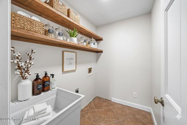 208 The Road To Waterford Bay C-2, Melbourne Beach, FL 32951