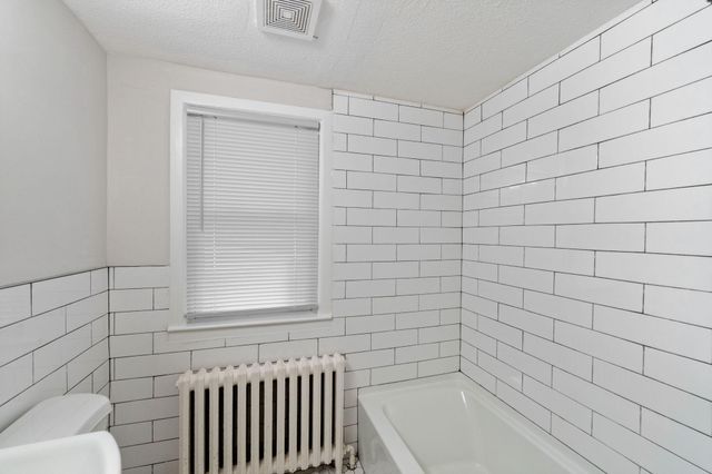 4253 James Avenue N 1, Minneapolis, MN 55412