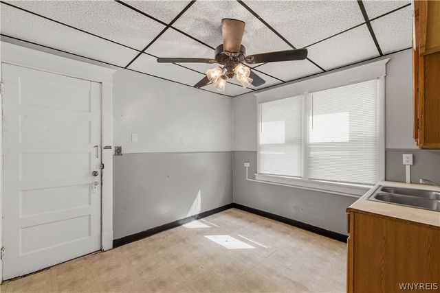 40 Wakefield Avenue, Buffalo, NY 14214