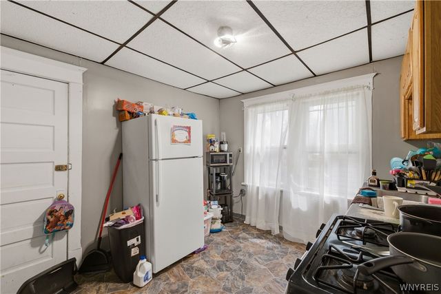 40 Wakefield Avenue, Buffalo, NY 14214