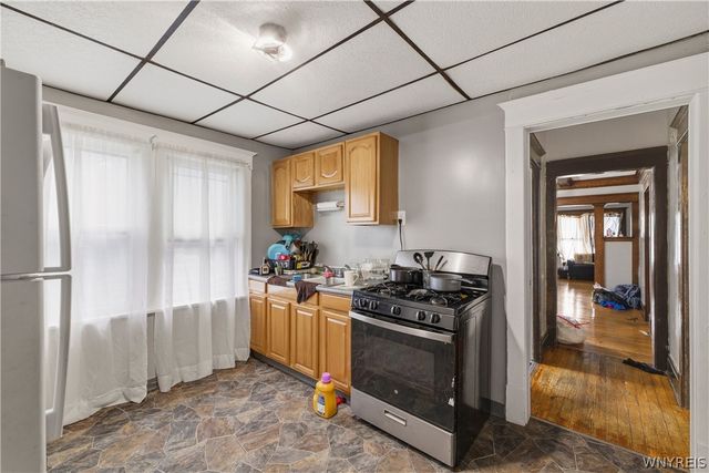 40 Wakefield Avenue, Buffalo, NY 14214