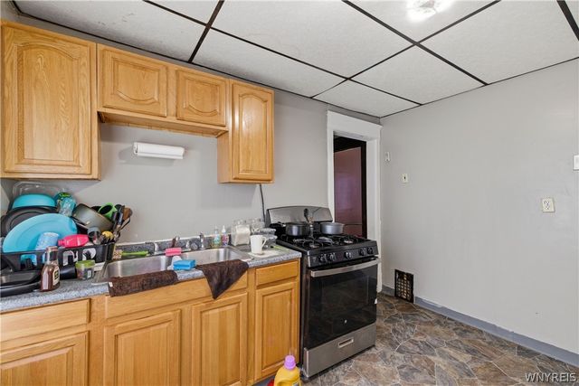 40 Wakefield Avenue, Buffalo, NY 14214