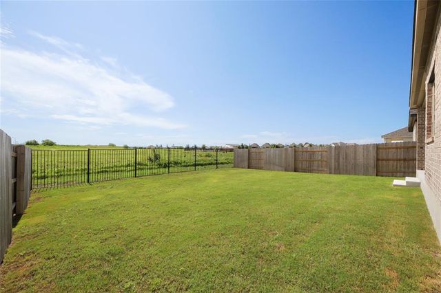 123 Plumbago LOOP, Bastrop, TX 78602