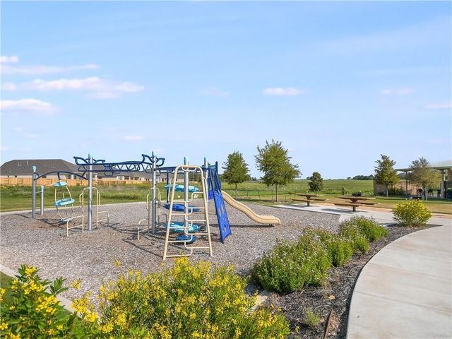 123 Plumbago LOOP, Bastrop, TX 78602