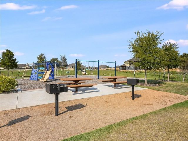 123 Plumbago LOOP, Bastrop, TX 78602