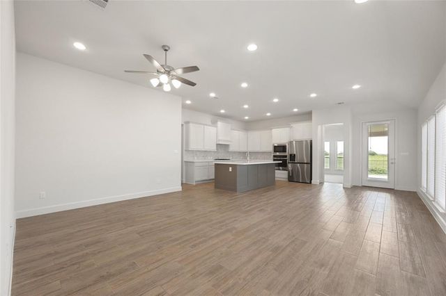 123 Plumbago LOOP, Bastrop, TX 78602