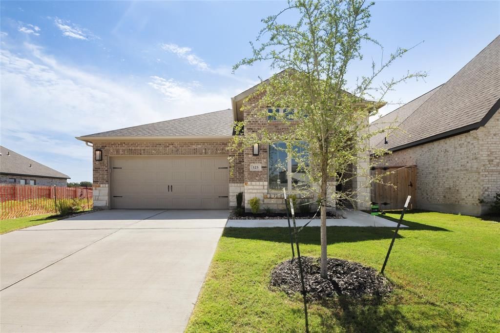 123 Plumbago LOOP, Bastrop, TX 78602