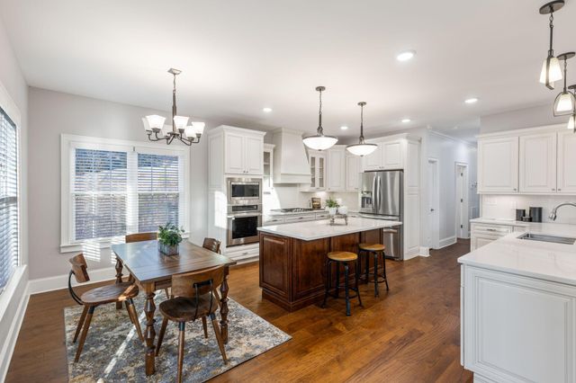 717 Pembridge Circle, Cleveland, TN 37312