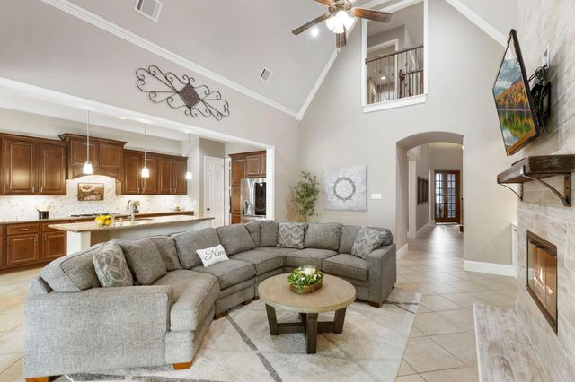 99 N Almondell Circle, The Woodlands, TX 77354