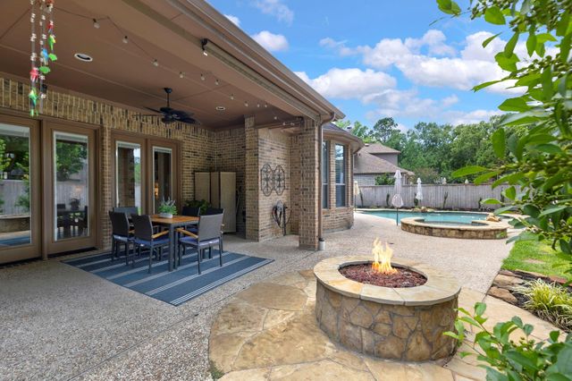 99 N Almondell Circle, The Woodlands, TX 77354