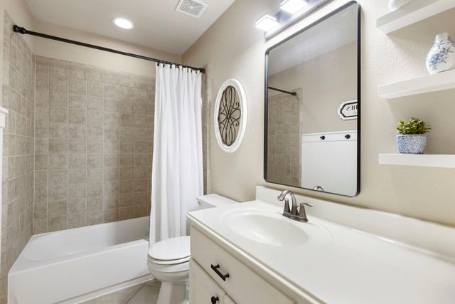 99 N Almondell Circle, The Woodlands, TX 77354