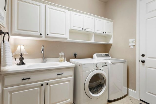 99 N Almondell Circle, The Woodlands, TX 77354