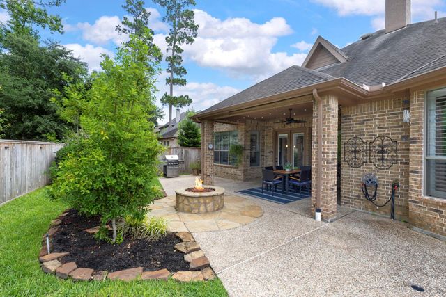 99 N Almondell Circle, The Woodlands, TX 77354