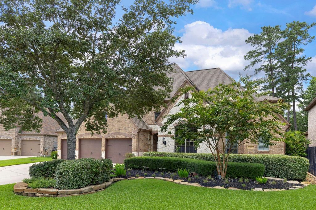 99 N Almondell Circle, The Woodlands, TX 77354