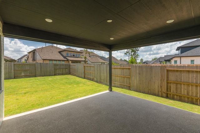 16231 Sheridan River Trail, Conroe, TX 77302