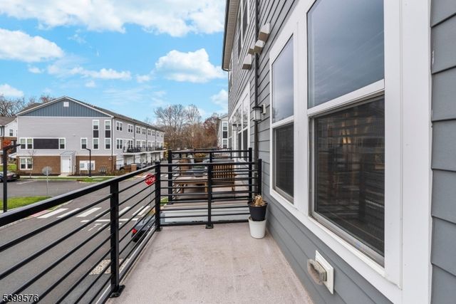 4 Sadie Cir 4204, Union Twp., NJ 07083