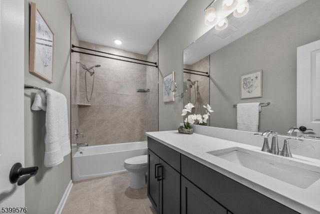 4 Sadie Cir 4204, Union Twp., NJ 07083