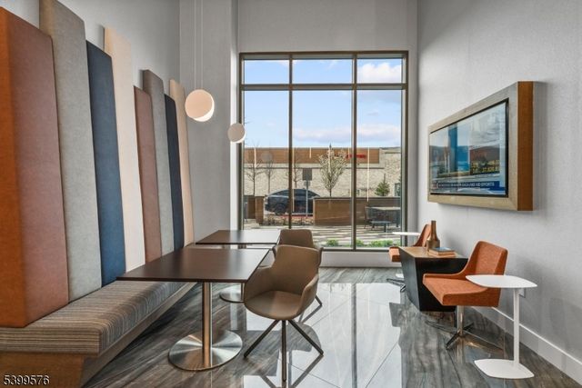 4 Sadie Cir 4204, Union Twp., NJ 07083