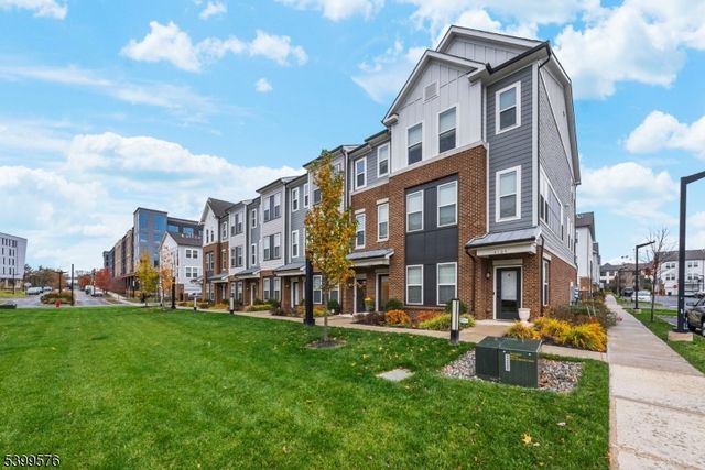 4 Sadie Cir 4204, Union Twp., NJ 07083