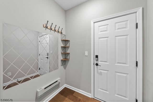 4 Sadie Cir 4204, Union Twp., NJ 07083