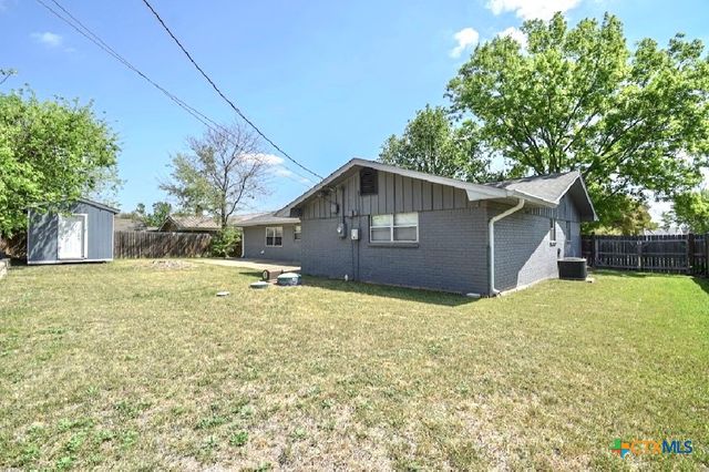 205 Tanglewood Road, Temple, TX 76502