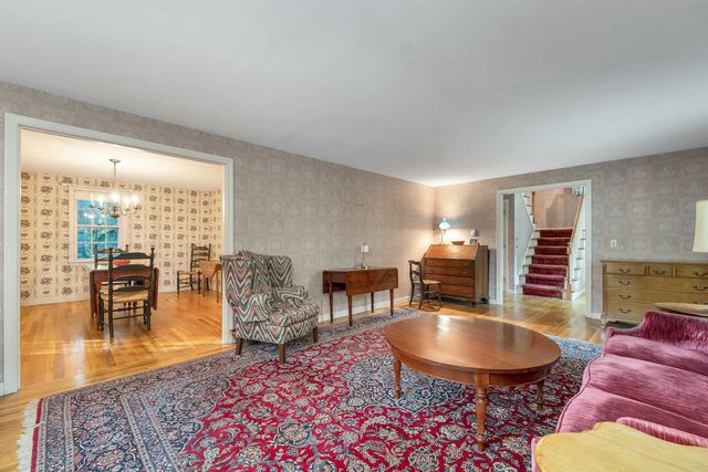 28 MANCHESTER Road, Amherst, NH 03031