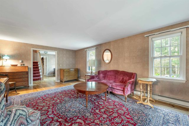 28 MANCHESTER Road, Amherst, NH 03031