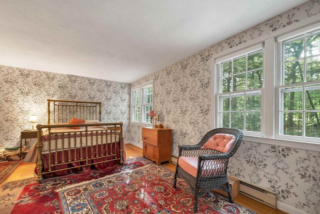 28 MANCHESTER Road, Amherst, NH 03031