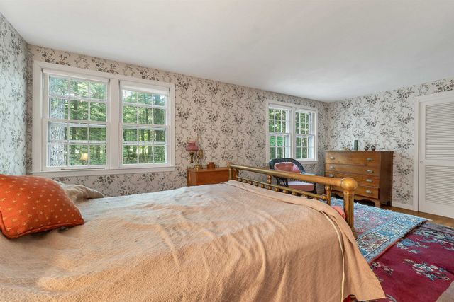 28 MANCHESTER Road, Amherst, NH 03031
