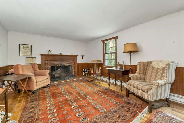 28 MANCHESTER Road, Amherst, NH 03031