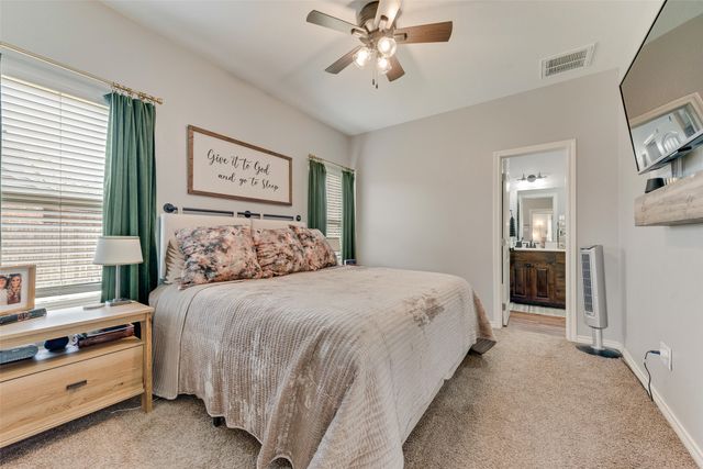 120 Horseshoe Lake Drive, Edgewood, TX 75117