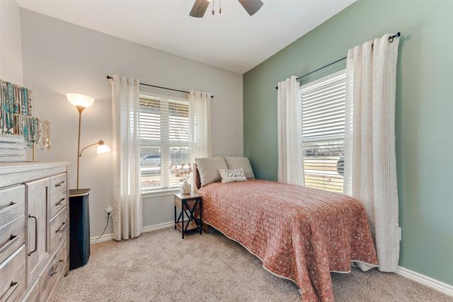 120 Horseshoe Lake Drive, Edgewood, TX 75117