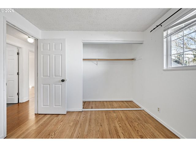 1980 PRINCETON Dr, Eugene, OR 97405