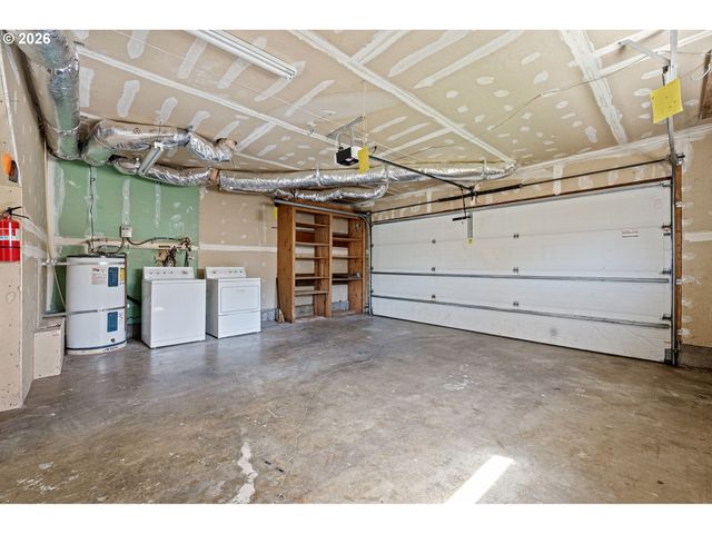 1980 PRINCETON Dr, Eugene, OR 97405