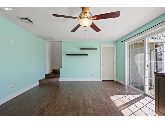 1980 PRINCETON Dr, Eugene, OR 97405