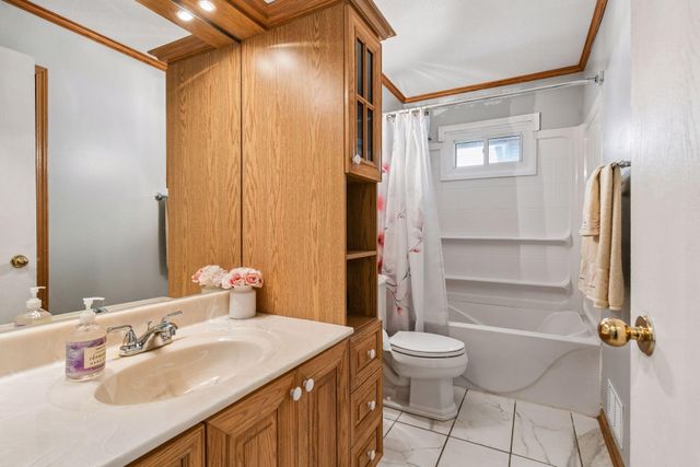 2765 Ethel Avenue, Wayzata, MN 55391