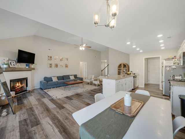 1166 Old Charlotte Trace, Clarksville, TN 37040