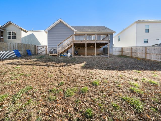 1166 Old Charlotte Trace, Clarksville, TN 37040
