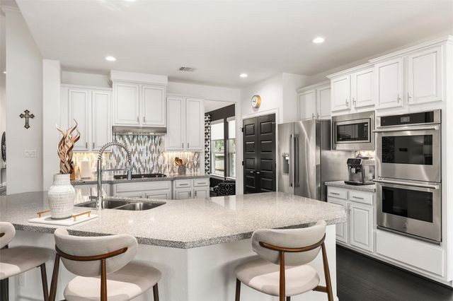 5515 Elden Trail, Pasadena, TX 77505