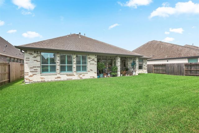 5515 Elden Trail, Pasadena, TX 77505