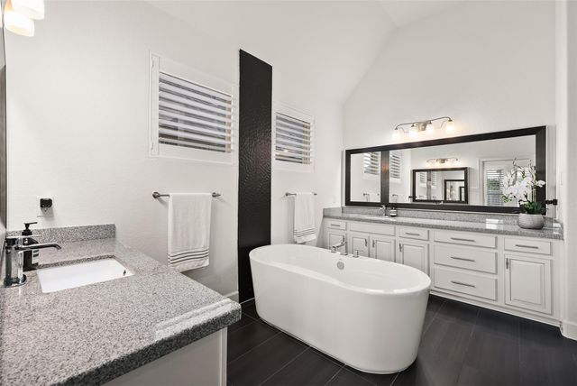 5515 Elden Trail, Pasadena, TX 77505