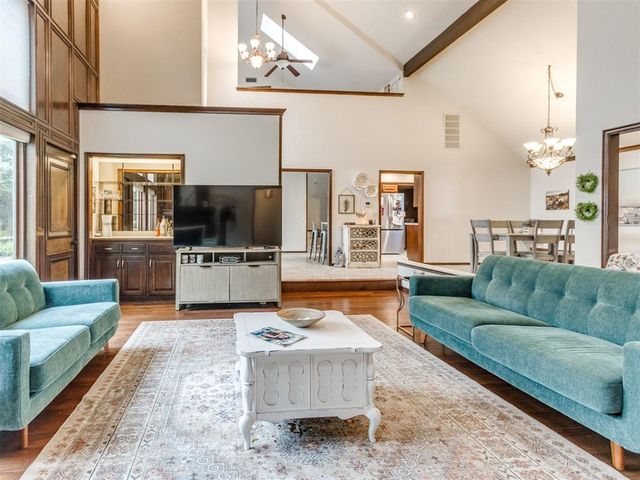 1615 Fox Hollow Ridge, Oklahoma City, OK 73131