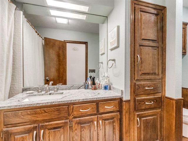 1615 Fox Hollow Ridge, Oklahoma City, OK 73131