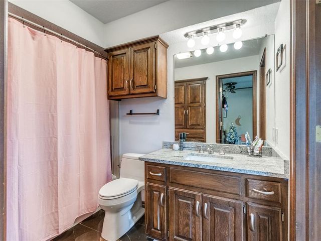 1615 Fox Hollow Ridge, Oklahoma City, OK 73131