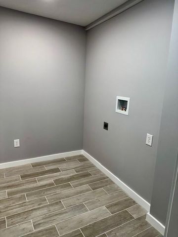 403 W Cedar Street, Waverly, MO 64096