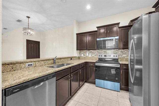 3162 RODRICK CIRCLE, Orlando, FL 32824