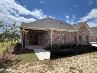 440 Freedom Ring Drive, Brandon, MS 39047