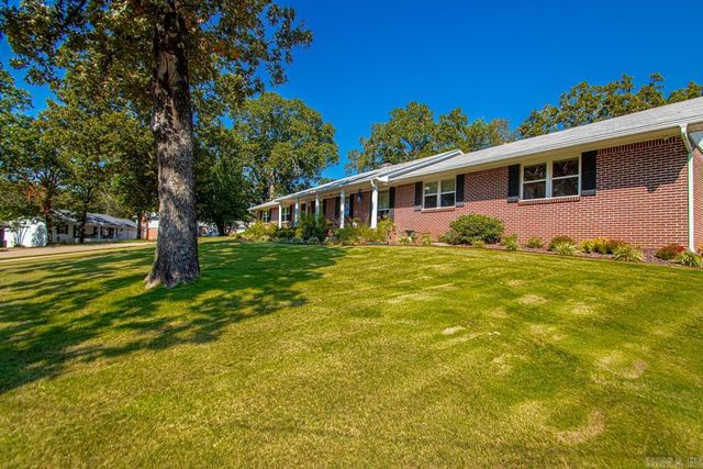 7 Laffite Circle, North Little Rock, AR 72116