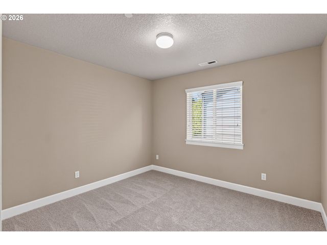 8434 Sw 186TH Ave, Beaverton, OR 97007